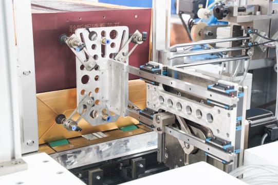 دستگاه درج طناب کیسه کاغذی PRY-450A 4