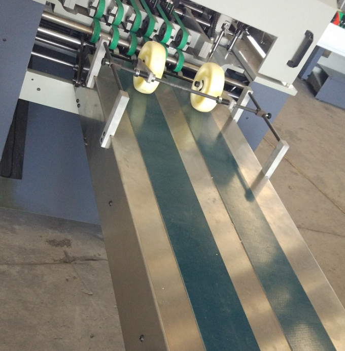 ماشین PRY-8D برای جمع آوری و کتاب کردن و دوخت و تراشیدن صندلی 9