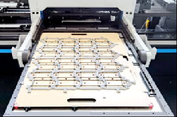 PRY-1060 Automatic High-Accuracy Computerized 380V Die Cutting & Creasing Machine for Paper